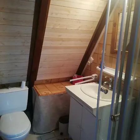 Chalet Tres Calme 펜션 Tauves