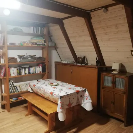 Chalet Tres Calme * Tauves